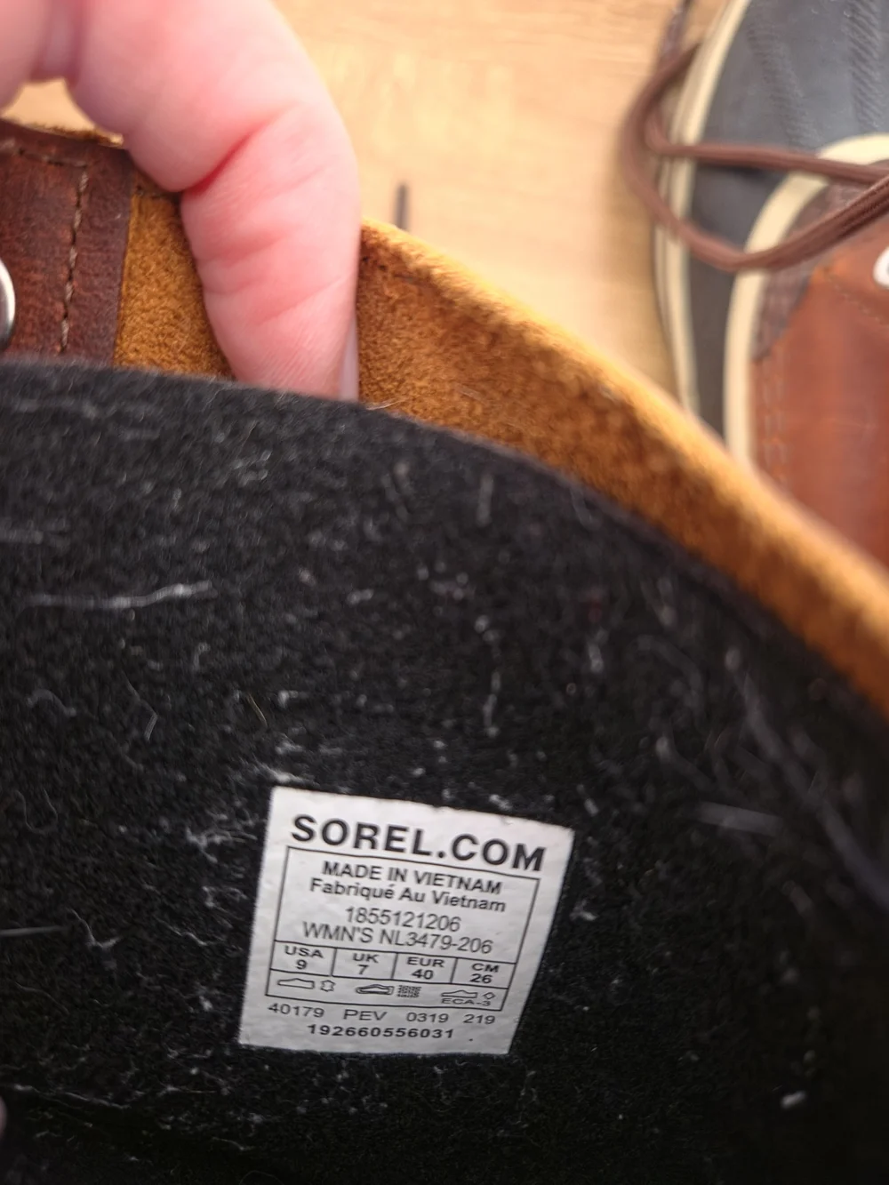 Sorel durable lace